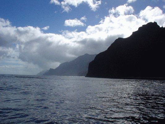 Na Pali Explorer boat tour
KAWAII - August 19- September 3
