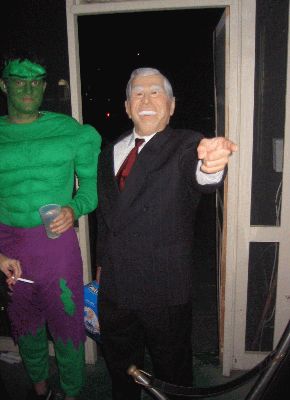 October 30, 2004 Haloween at Jennifer's Castle
President Luis 

