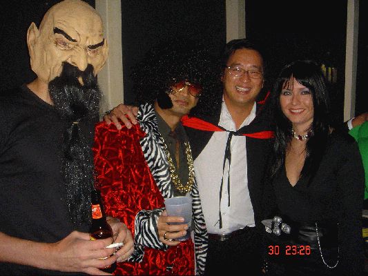 October 30, 2004 Haloween at Jennifer's Castle
Ari, Salim, Sheng and me
