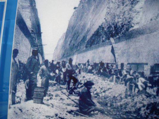 the prisoners that digg Corinth's canal
