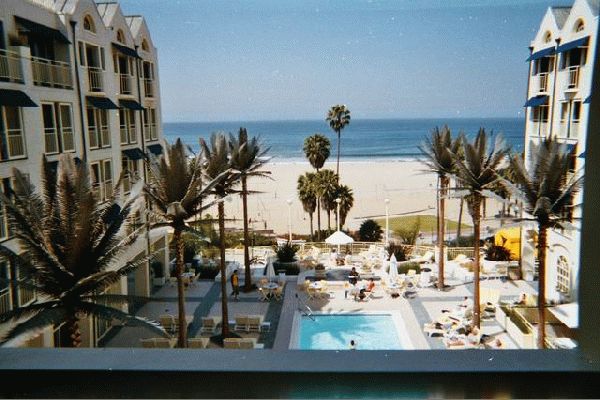 Santa Monica Hotel
