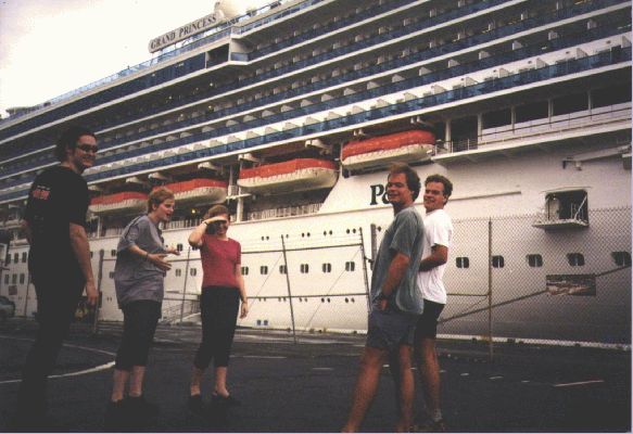 Fort Lauderdale
Bob, Marieke, Me, Erwin and Ron
