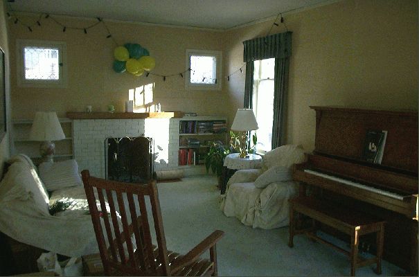 Living room
